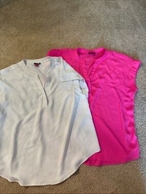 Vince Camuto White & Hot Pink Short Sleeve Tees